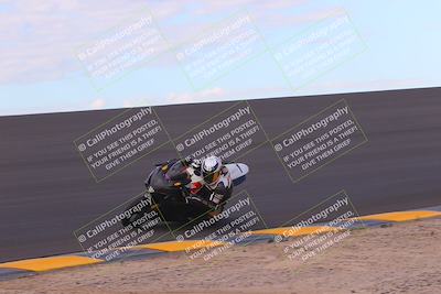 media/Sep-11-2022-SoCal Trackdays (Sun) [[81b7e951af]]/Bowl (820am)/